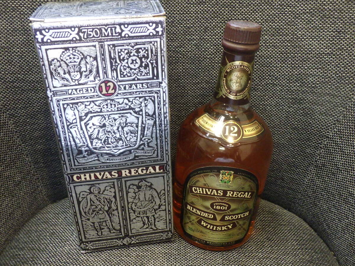 CHIVAS REGAL シーバスリーガル 12年 スコッチウイスキー 750ｍｌ43% 箱付きの画像1