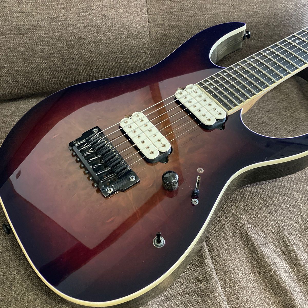 ibanez iron label RGIX7FDLB 7弦ギター