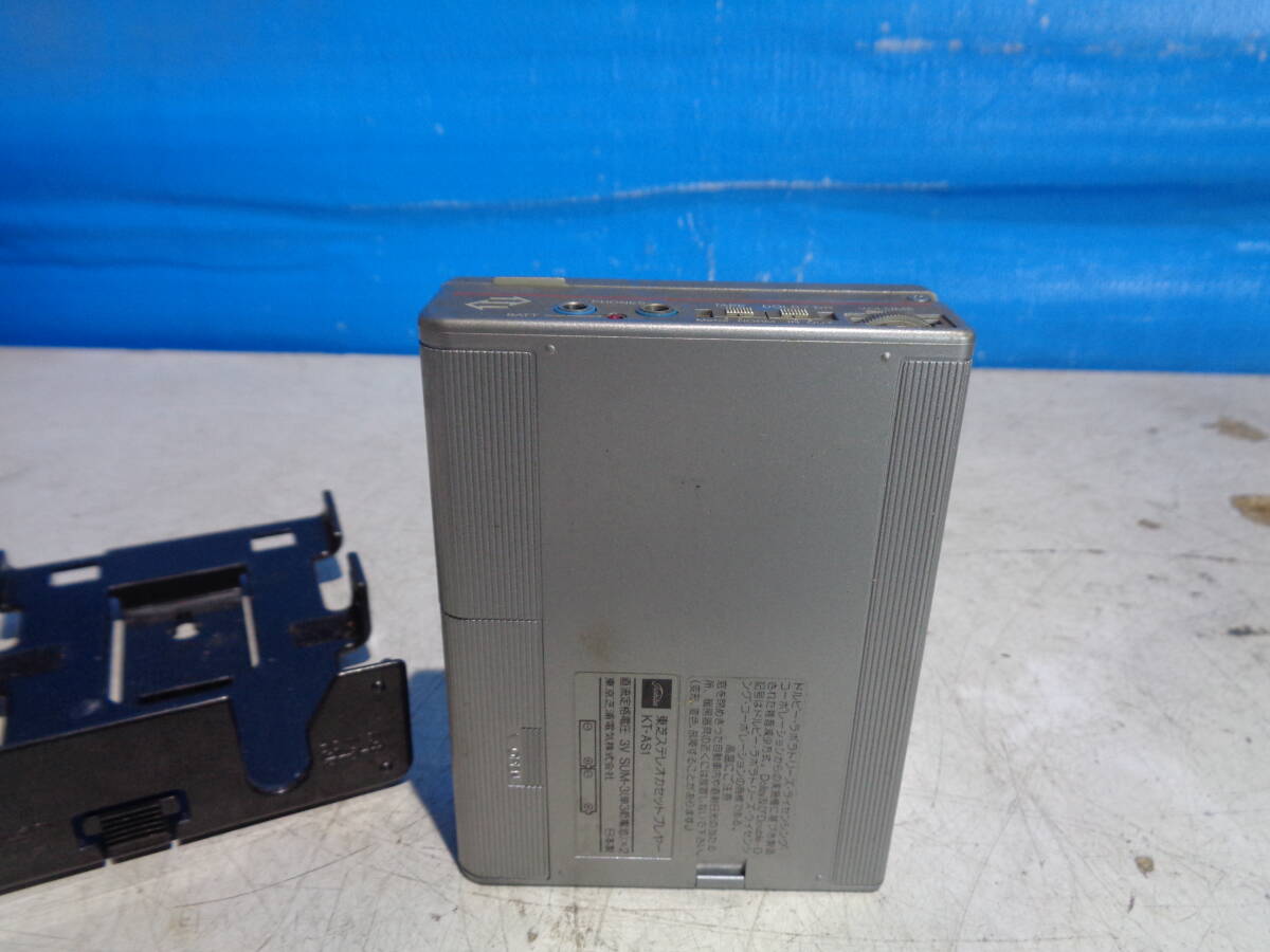 TOSHIBA Walky KT-AS1 ラジオ カセットレコーダー ジャンク_画像3