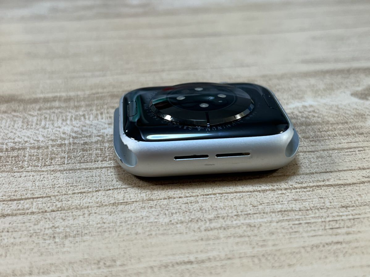 Apple Watch Series 6 GPSモデル MG183J/A 40mm シルバーアルミニウム アップルウォッチ シリーズ６の画像9