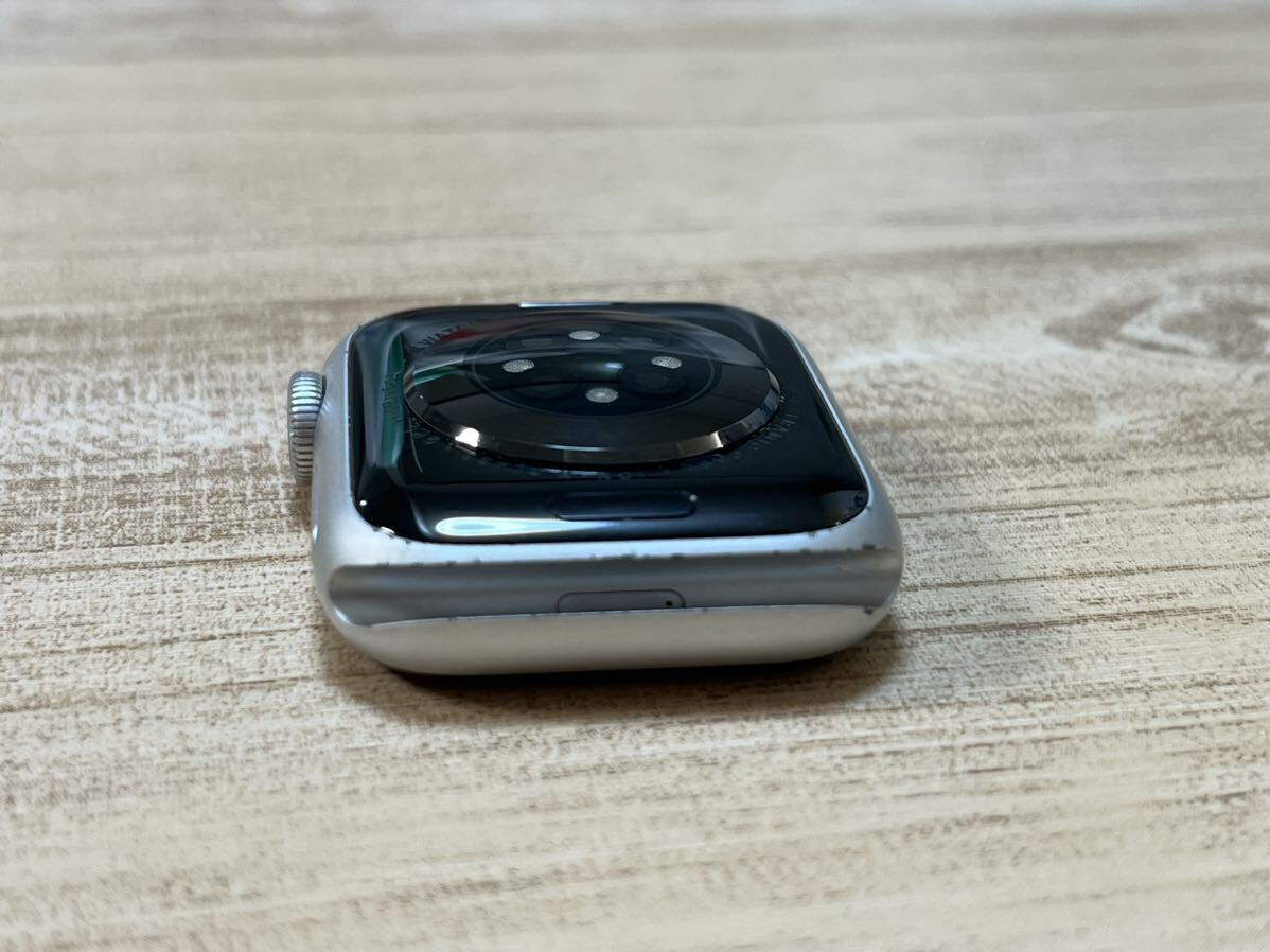Apple Watch Series 6 GPSモデル MG183J/A 40mm シルバーアルミニウム アップルウォッチ シリーズ６の画像7