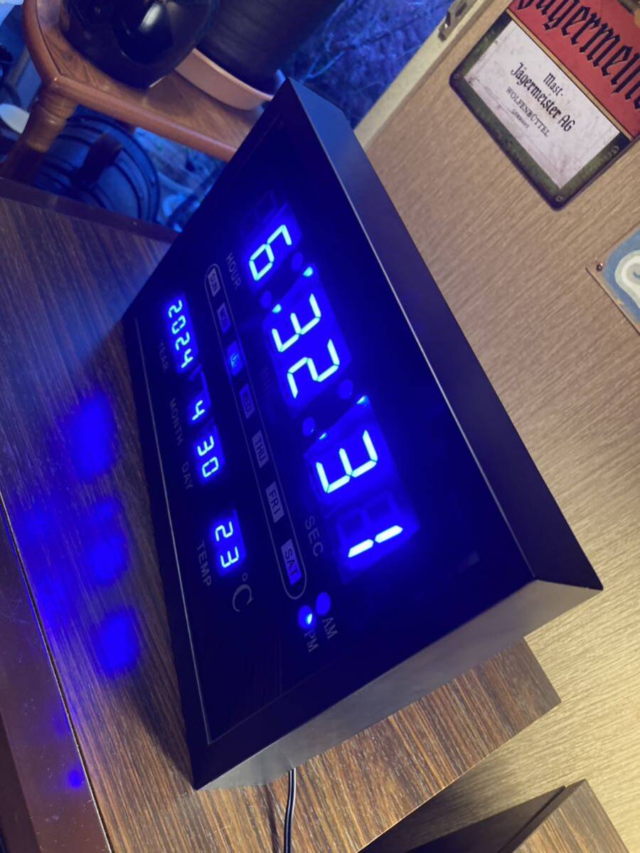 LED デジタル ネオン クロック ライト ブルー ランプ 壁掛け 卓上 時計 日付 温度計 アメリカン 雑貨 ダイナー ガレージ バー インテリアの画像5