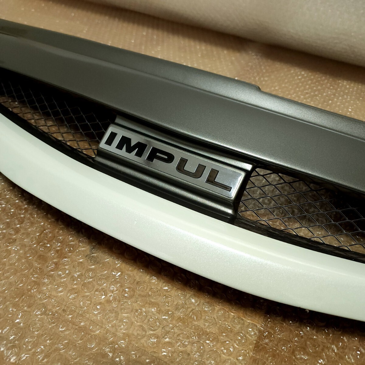  rare beautiful goods E11 Note IMPUL "Impul" front grille white pearl radiator grill Nissan NISSAN NOTE shelves C275