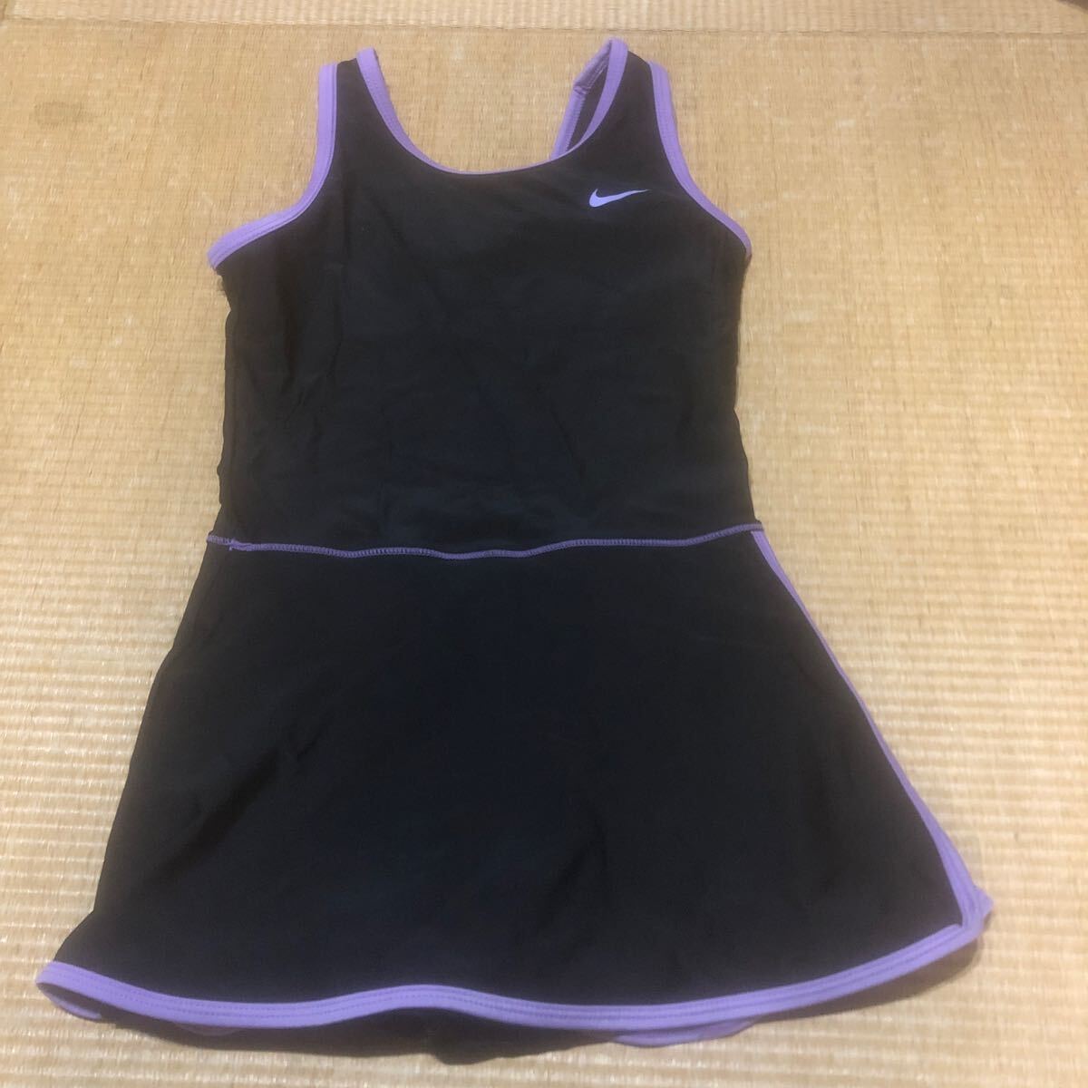 NIKE ジュニア(ガールズ) スクール・レジャー用水着 GIRLS スカート付きワンピース used品　150cm_画像1