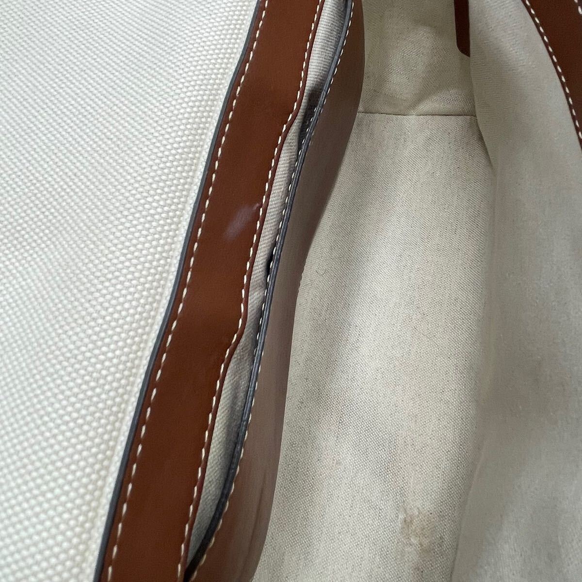 1 иен [ высококлассный ]BURBERRY Burberry сумка на плечо большая сумка шланг Ferrie te Caro go заслонка парусина кожа белый Brown 