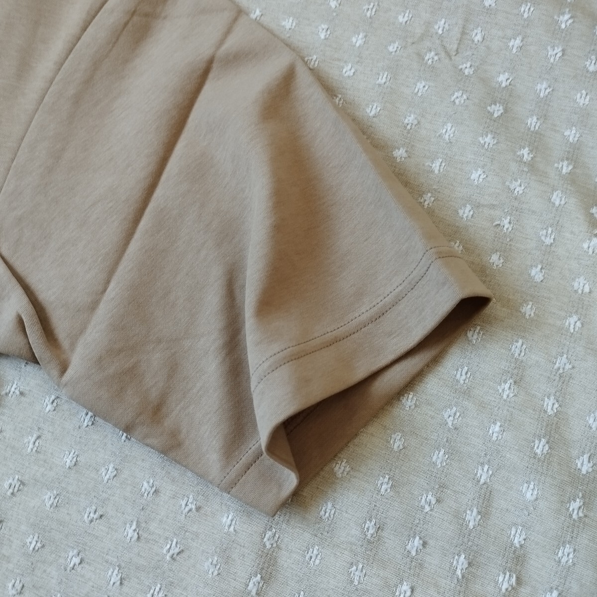 未使用 タグ付 ユニクロ UNIQLO エアリズム コットン オーバーサイズ Tシャツ 5分袖 L メンズ beige●色size違い有●ネコポス 送料無料の画像3