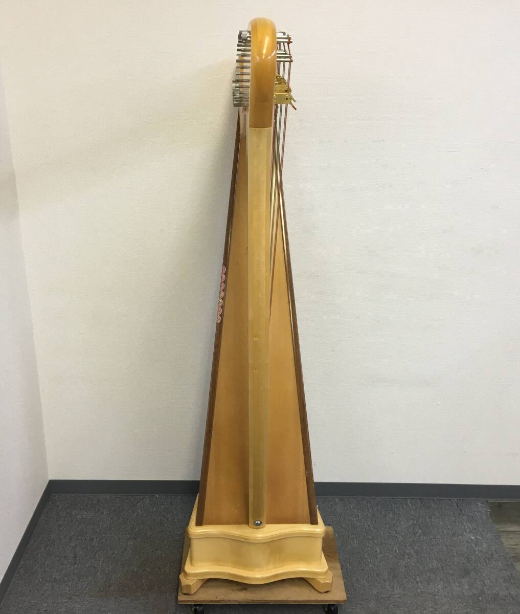 V010-I39-9137【引取推奨】AOYAMA アオヤマ 大型ハープ 弦楽器 楽器 大型楽器 音楽 木製 木製楽器の画像2