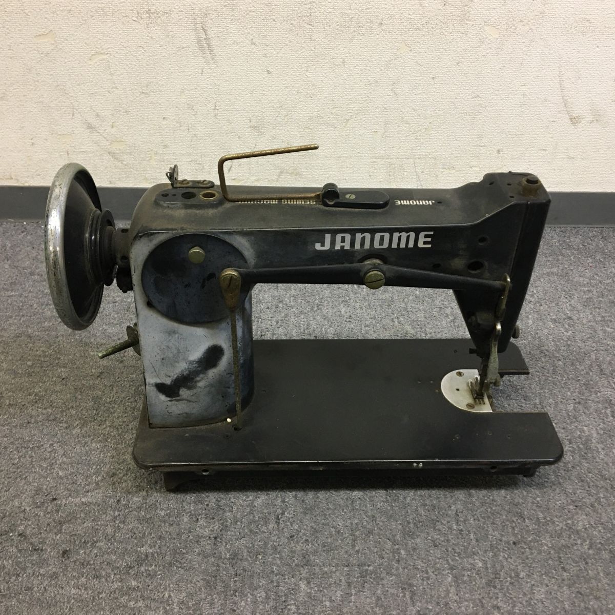M032-I39-8873 JANOME ジャノメ ミシン本体 MD100822 裁縫機器 ミシンの画像5