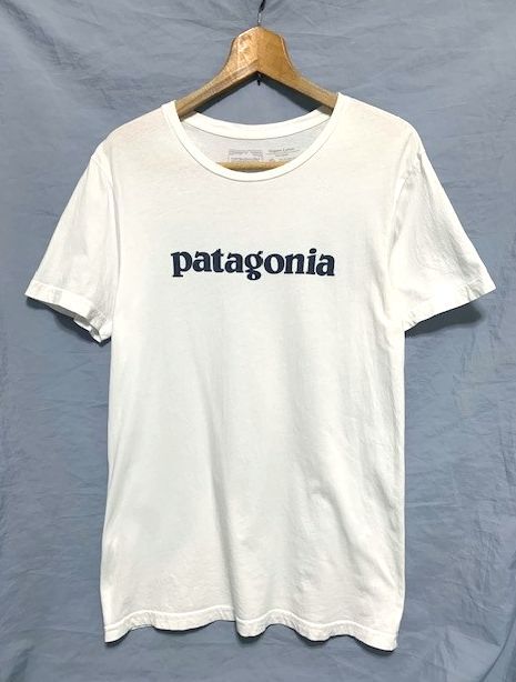 ☆USA製 美品　patagonia パタゴニア　Text Logo Organic Cotton T-Shirt ロゴプリント オーガニックコットンTシャツ ホワイト S_画像1