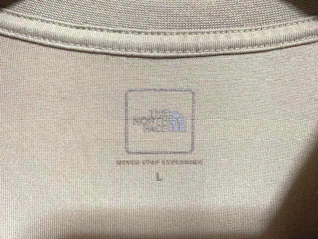 ☆美品 THE NORTH FACE ノースフェイス HALF DOME LOGO TEE ハーフドームロゴ Tシャツ カーキベージュ×カモフラ Lの画像6