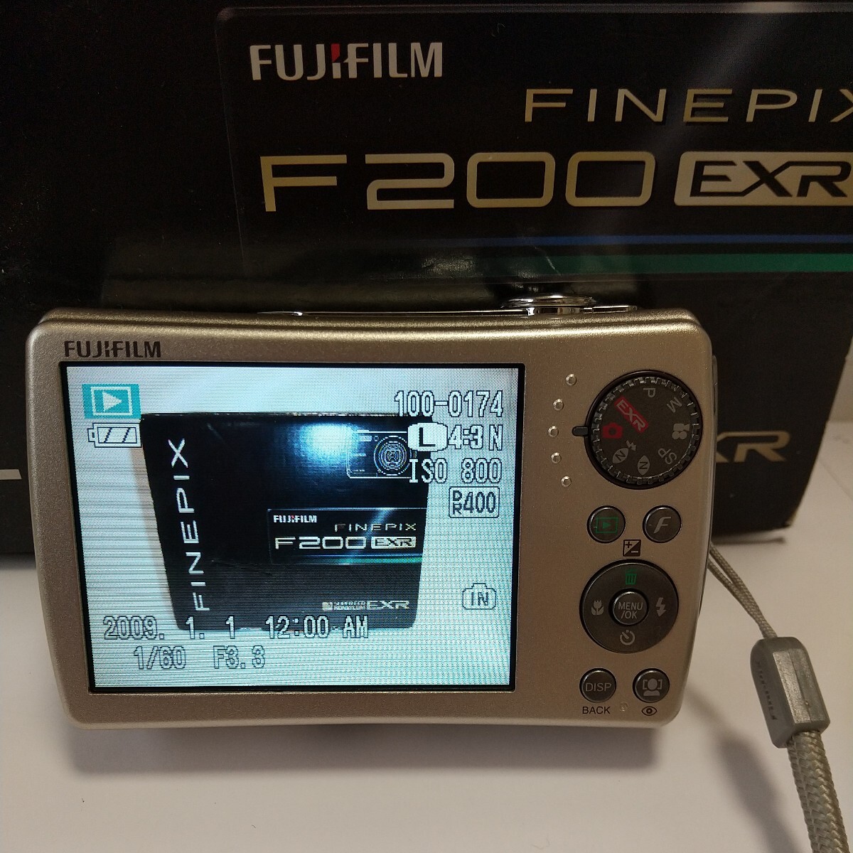FUJIFILM フジフィルム FinePix F200EXR コンパクトデジタルカメラ 箱付属品あり 通電確認済み美品の画像10