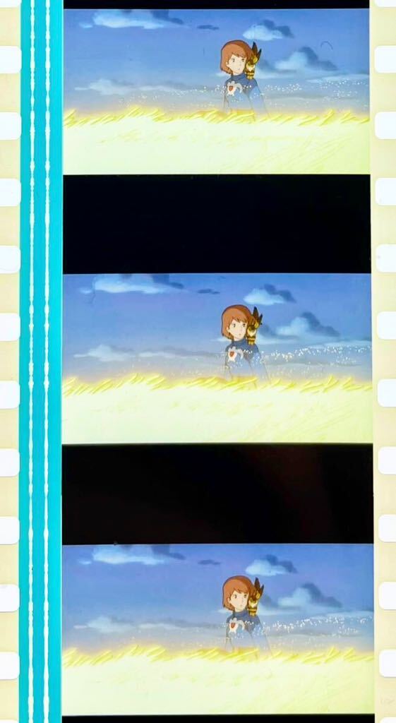 『風の谷のナウシカ (1984) NAUSICAA OF THE VALLEY OF WIND』35mm フィルム 5コマ スタジオジブリ 映画 Studio Ghibli 金色の野 Film セルの画像1