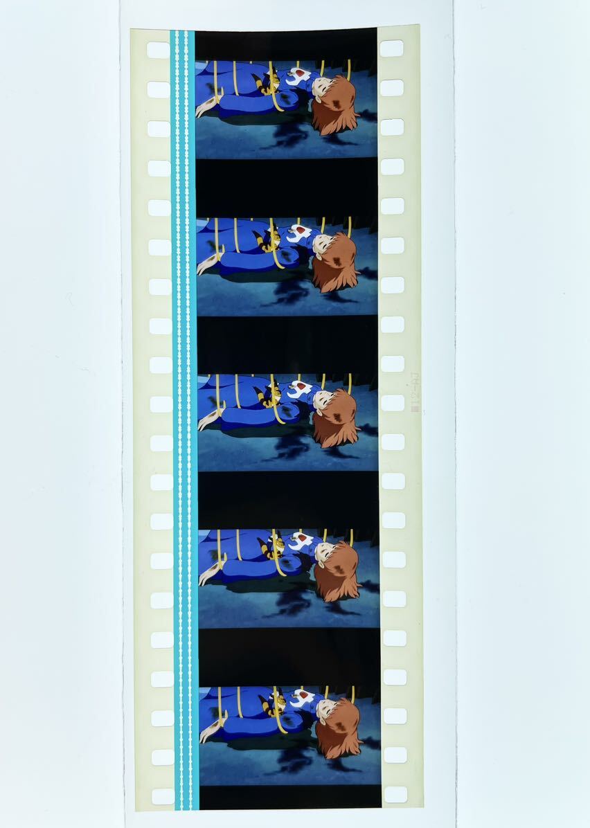『風の谷のナウシカ (1984) NAUSICAA OF THE VALLEY OF WIND』35mm フィルム 5コマ スタジオジブリ 映画 金色の野 Studio Ghibli Filmの画像2