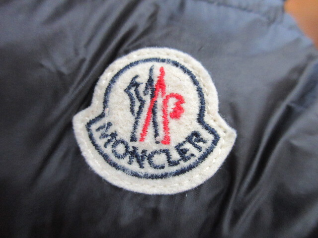 モンクレール　MONCLER　 HERMIFUR 袖　ロゴ　ワッペン ファー　フード　ダウン　コート 黒 1 国内正規品_画像4