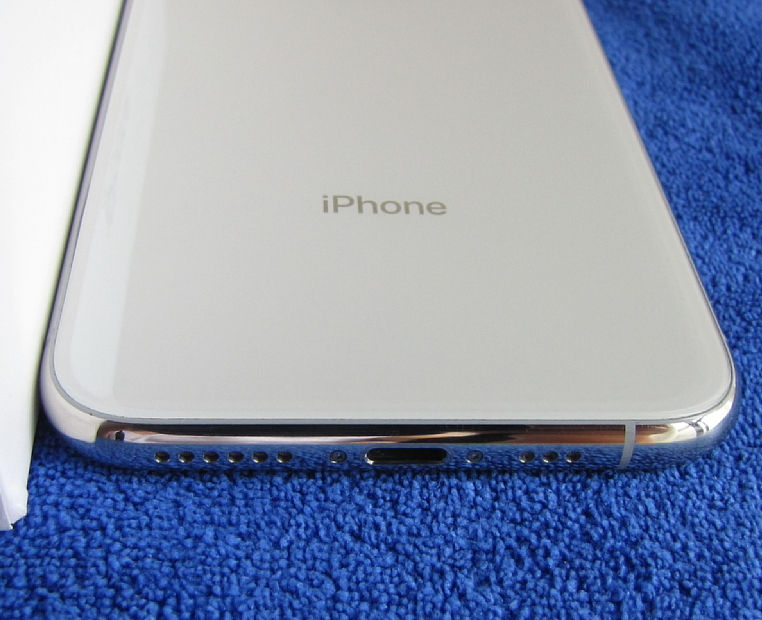 ★新品のような極美品★完動品★バッテリ100％ SIMフリー Apple iPhoneXS 大容量 256GB シルバー SIMロック解除済 格安SIM可 iphone XSの画像6