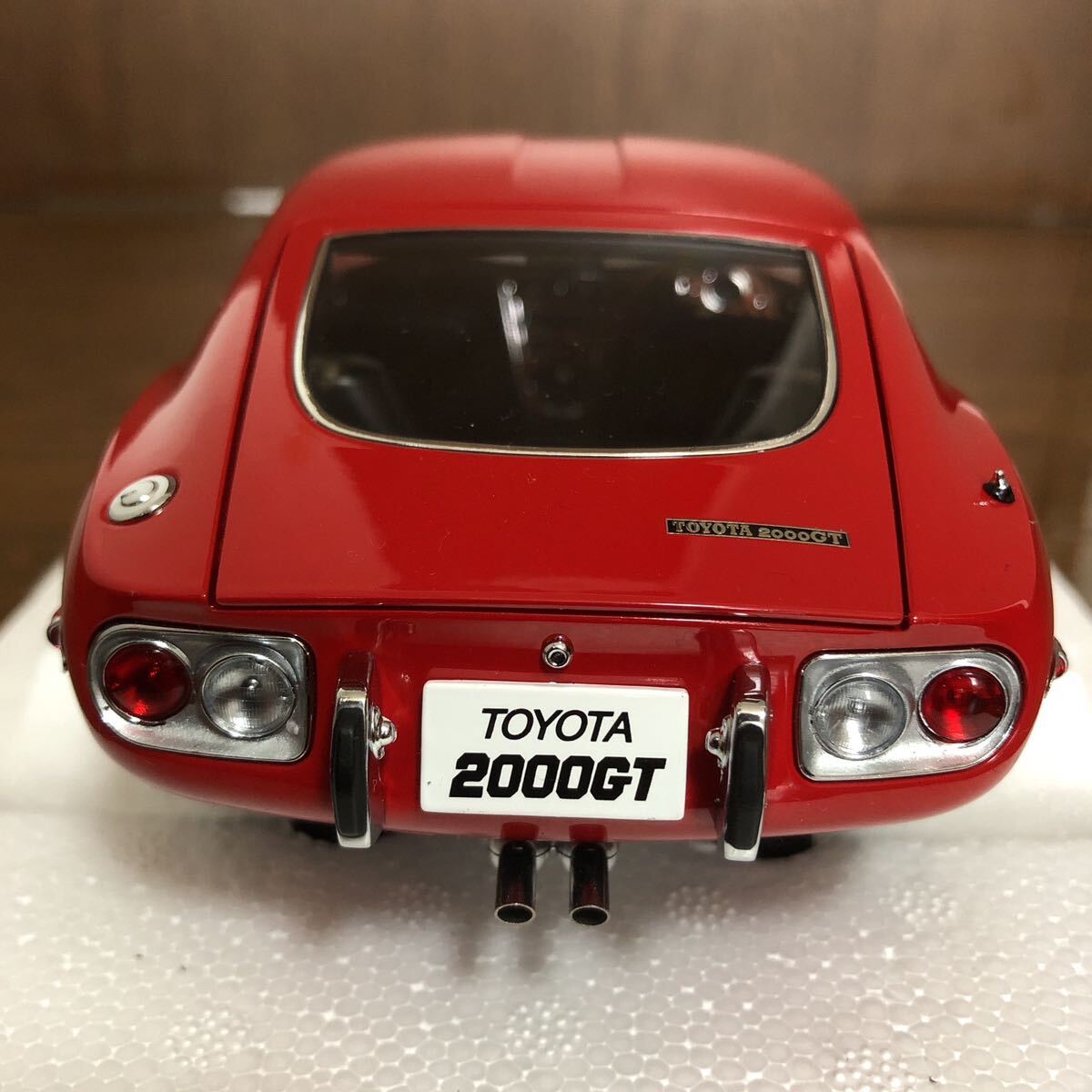 １/18 オートアート トヨタ 2000GTの画像3