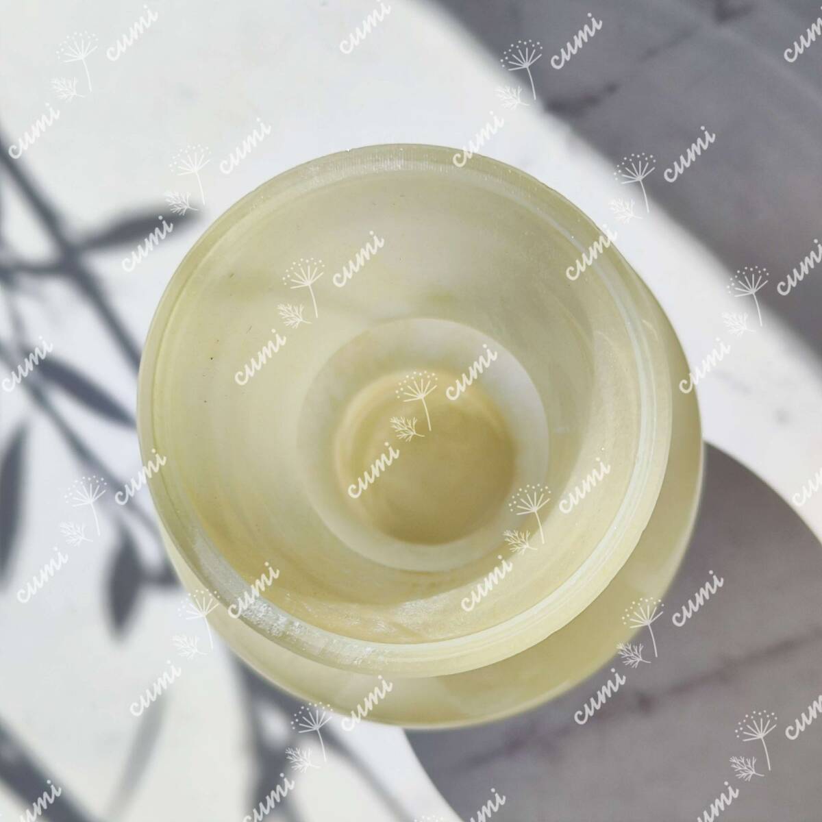 【北欧】淡い黄色 ガラス 花瓶 フラワーベース クリスタル インテリア おしゃれ 透明 クリア キラキラ 限定 一輪挿し 高級 おしゃれ
