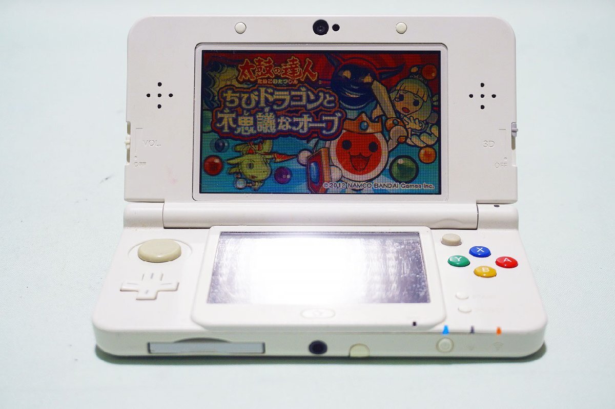 【質Banana】中古・簡易動作確認済み品!! Nintendo/任天堂 New3DS ポータブルゲーム機 カバー付き 現状渡し♪.。.:*・゜④の画像2