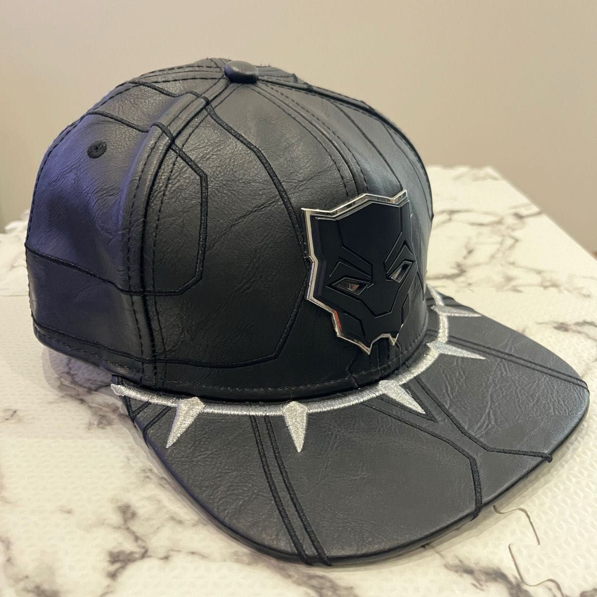 MARVEL ブラックパンサー ベースボールキャップ BioWorld 未使用 MARVEL ブラックパンサー ベースボールキャップ超希少BioWorld
