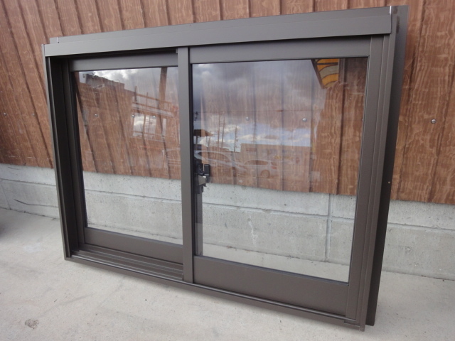 トステム 窓 サッシ アルミ 半外付 W780ｘH570mm 07405 オータムブラウン アトモスⅡ リフォーム 修理 取替え 透明ガラス  の画像1