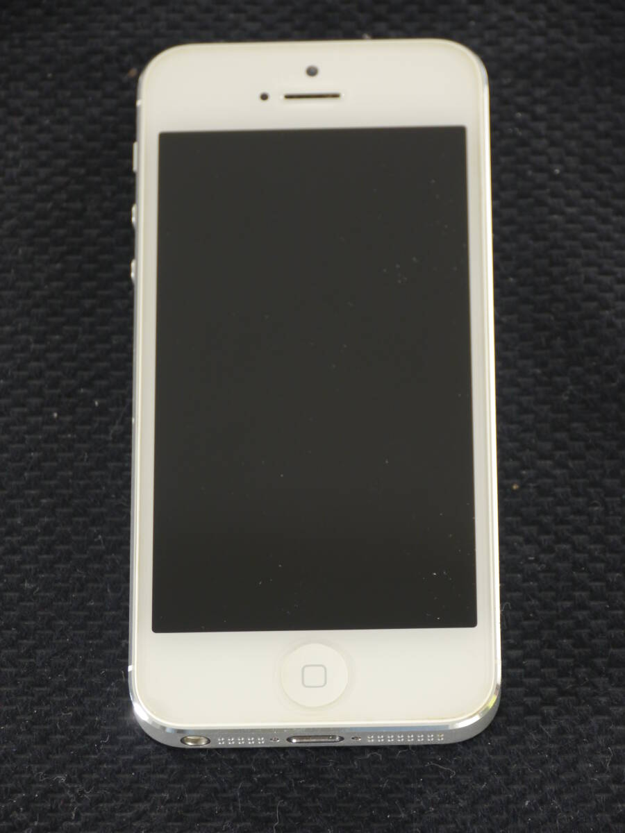 au by KDDI　Apple　iPhone 5　16GB　White ホワイト　ND105J/A(MD105J/A)　スマートフォン　動作確認済