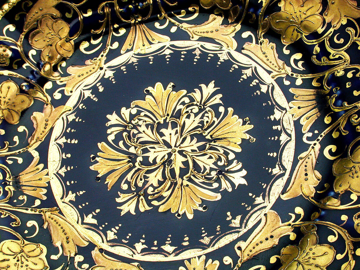 初期オールドノリタケ銘品!! オールドノリタケ・金盛上陽刻藍地華装飾紋飾皿の画像5