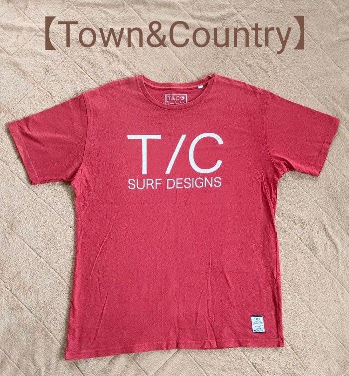 【Town ＆ Country】Tシャツ SURF DESIGNS  赤  半袖　タウンアンドカントリー　タウカン　t/c