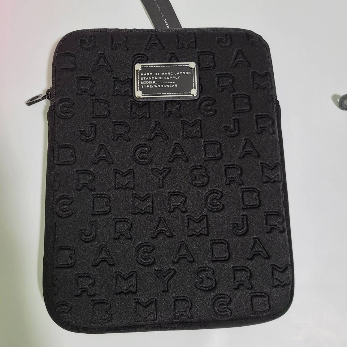 MARCBYMARCJACOBS/マークバイマークジェイコブス タブレットケース PCケース 8個セット_画像3