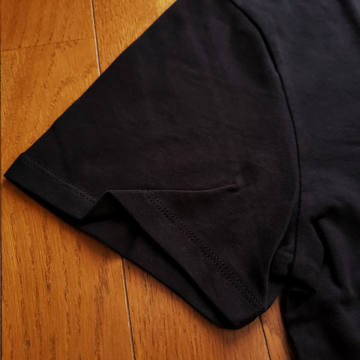 【新品】トミーヒルフィガー Mサイズ TOMMY JEANS ロゴ Tシャツ ブラック ワンポイント トミージーンズの画像5