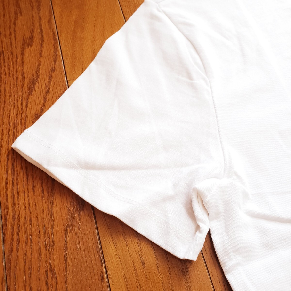 【新品】トミーヒルフィガー Mサイズ TOMMY JEANS ロゴ Tシャツ ホワイト ワンポイント トミージーンズの画像5