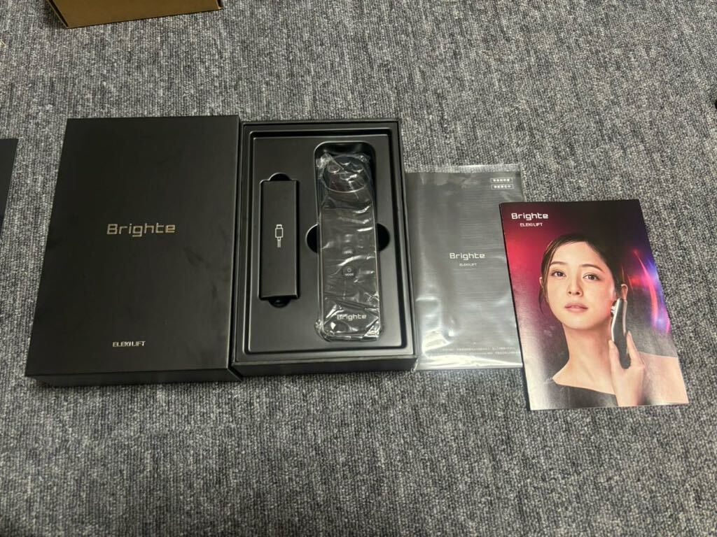 新品未使用 ブライト エレキリフト 美顔器 佐々木希 Brighte 新品未使用 ブライト エレキリフト 美顔器 佐々木希 Brighte