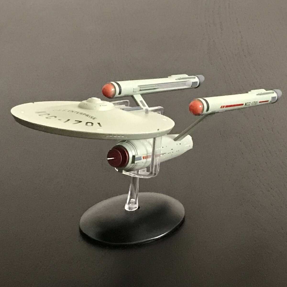  Star Trek (TOS),enta- prize number, model,Hero Collector Eaglemoss U.S.S. Enterprise NCC-1701 Collector\'s XL Edition