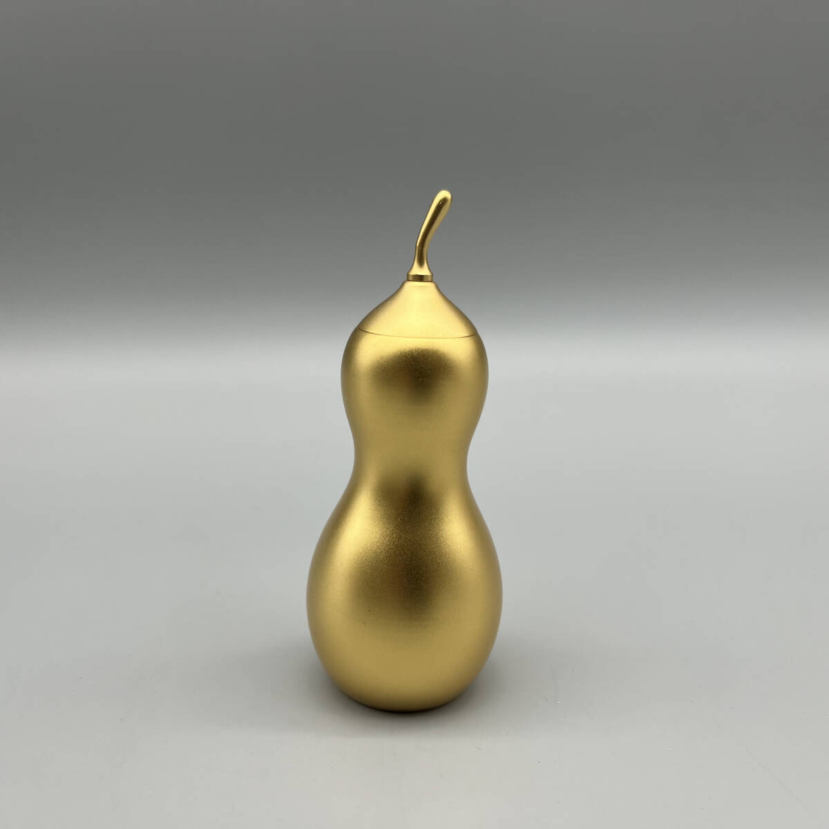 WAKO.. shape calabash . branch inserting Gold color .. for . metalwork handicraft Ginza Wako tube :Y-24042709