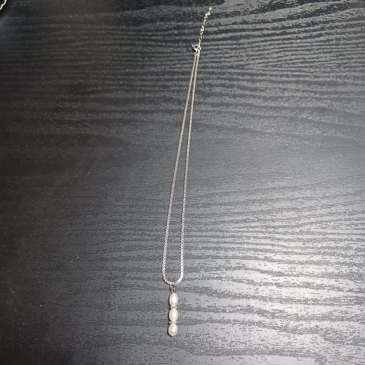 【新品】本物 真珠 ホワイト 3連 淡水パール デザイン ネックレス