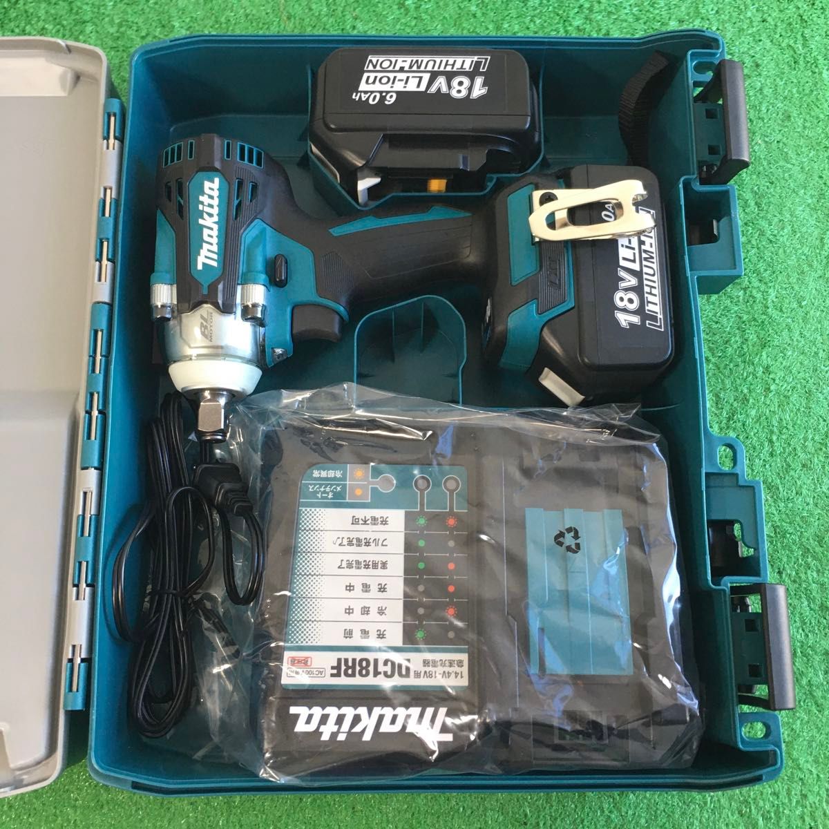 ☆新品未使用　最新モデル　makita  TW300DRGX  インパクトレンチ　18V  マキタ