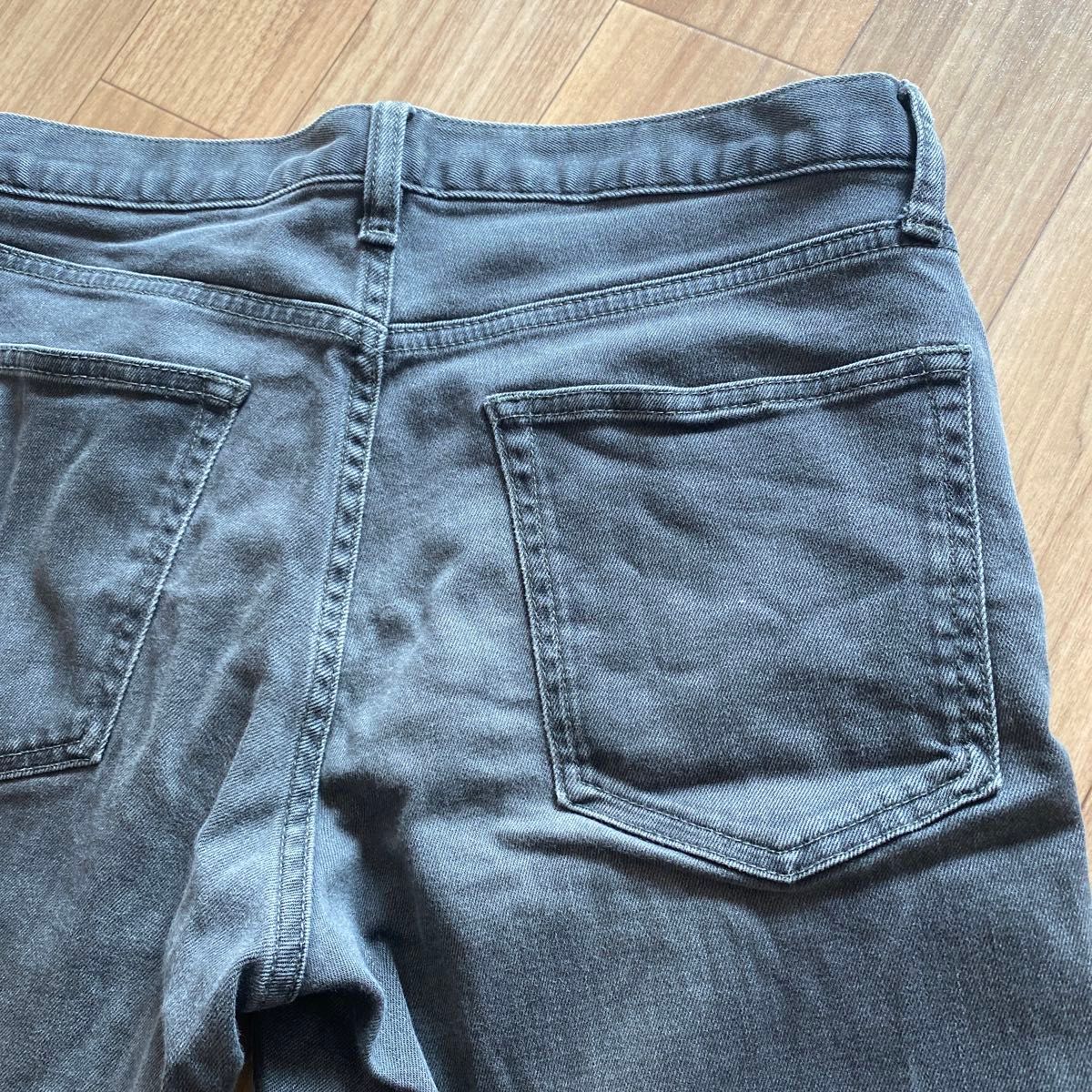 【即購入可】メンズ GU ジーユー ジーパン デニム パンツ ズボン 31インチ ブラック 黒 ストレート 伸縮 L
