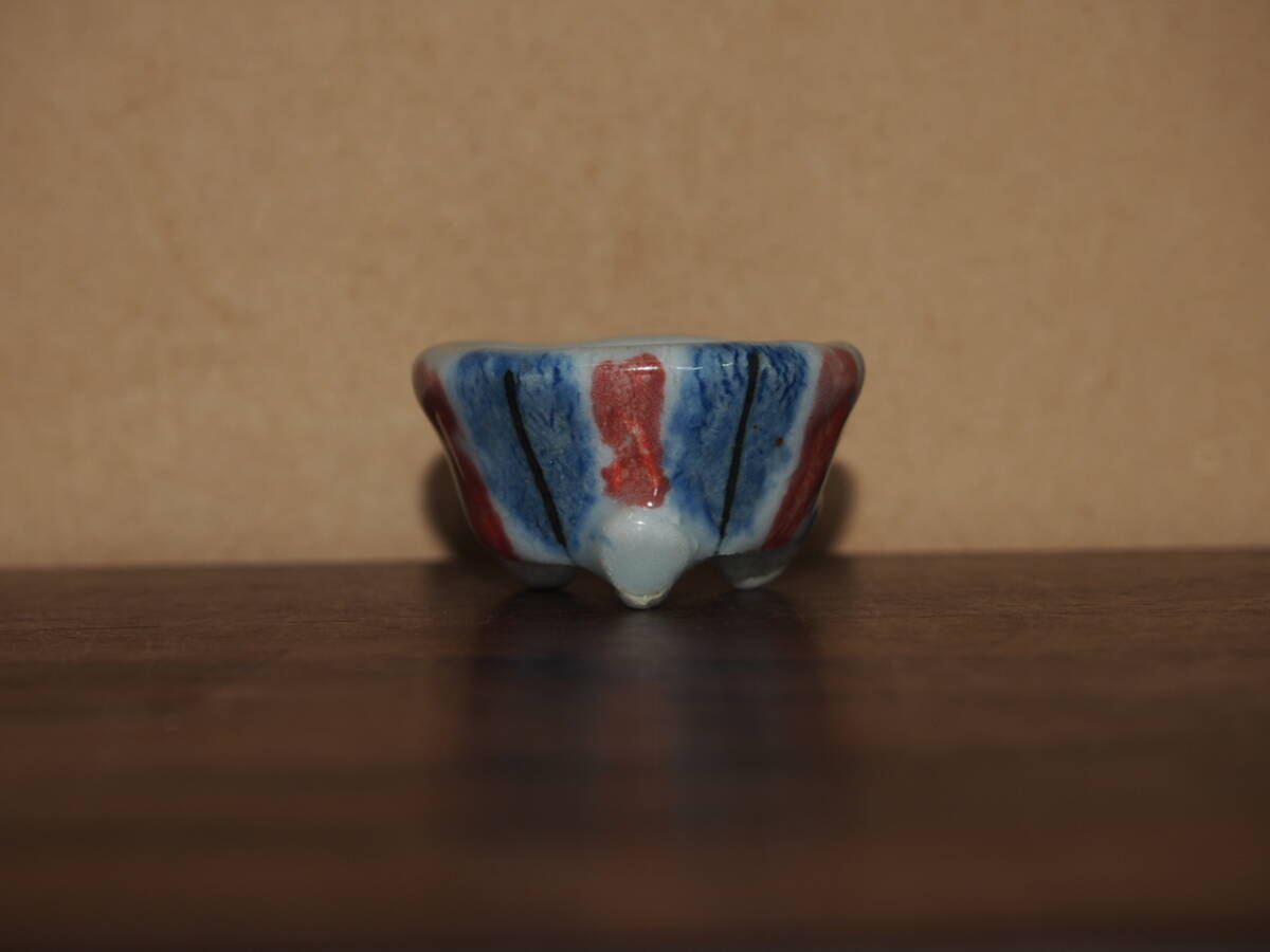 『大和魂』【平安竹仙】三彩釉反縁猫脚丸鉢・径3.5cm・色彩感最高・・人気物故作家_画像3