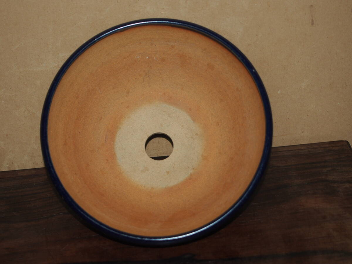 『大和魂』【平安香艸】瑠璃釉窯変反縁切脚丸鉢・径12.4cm・古手の作・時代付の画像8