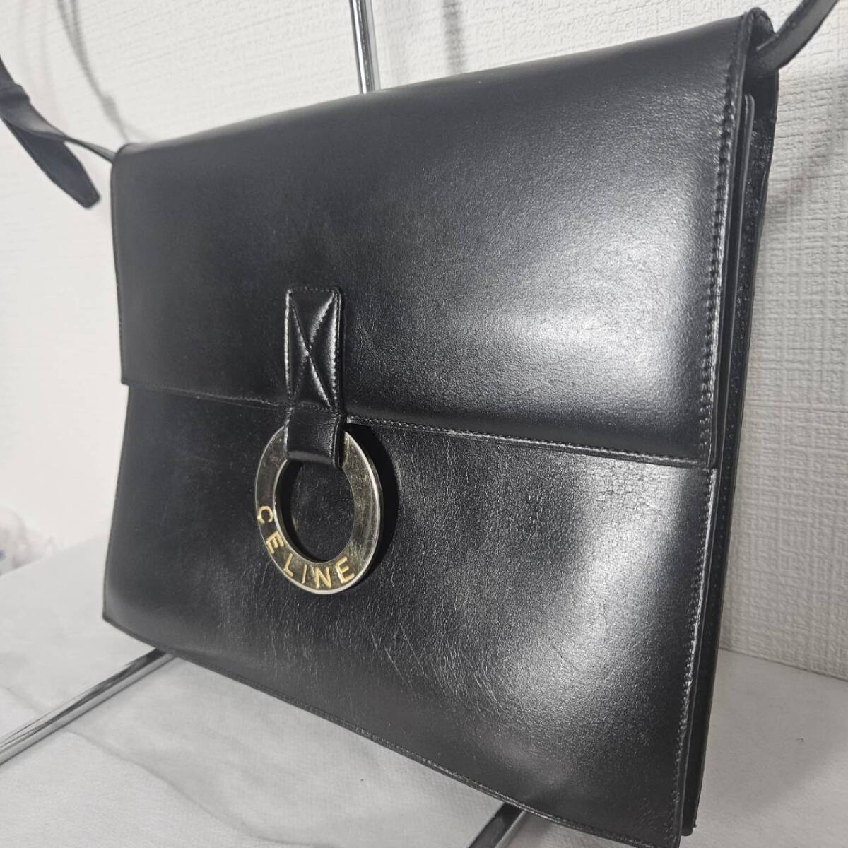 《1円スタート》Celine セリーヌ サークルロゴ金具 レザー ショルダーバッグ ブラック CE4438の画像1