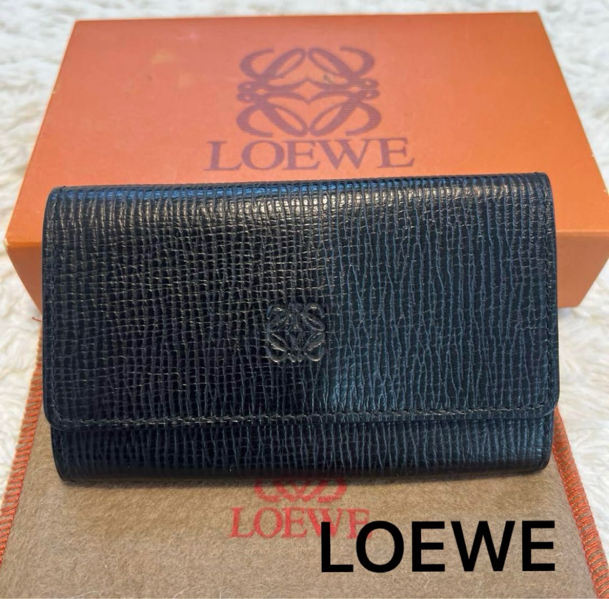 綺麗！LOEWE ロエベ　キーケース　6連キーケース　アナグラム柄　黒　ブラック