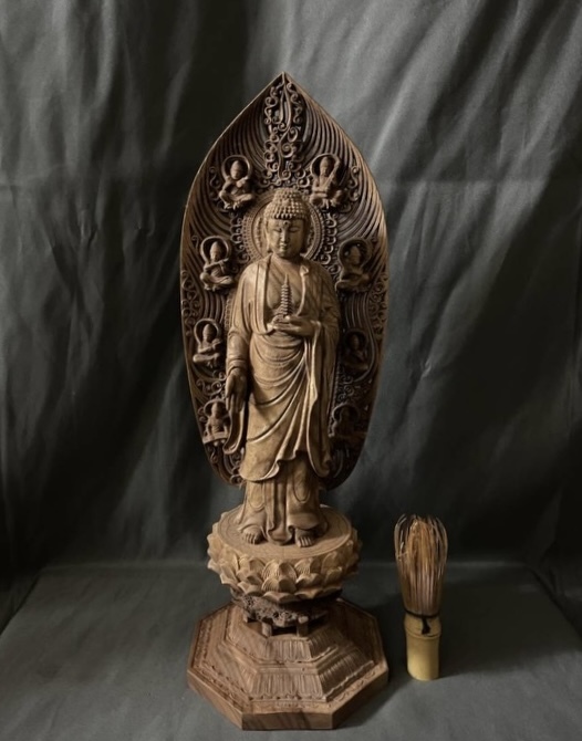 高45cm 仏教工芸品　総楠製　井波彫刻　極上彫　木彫仏像　薬師如来立像_画像1