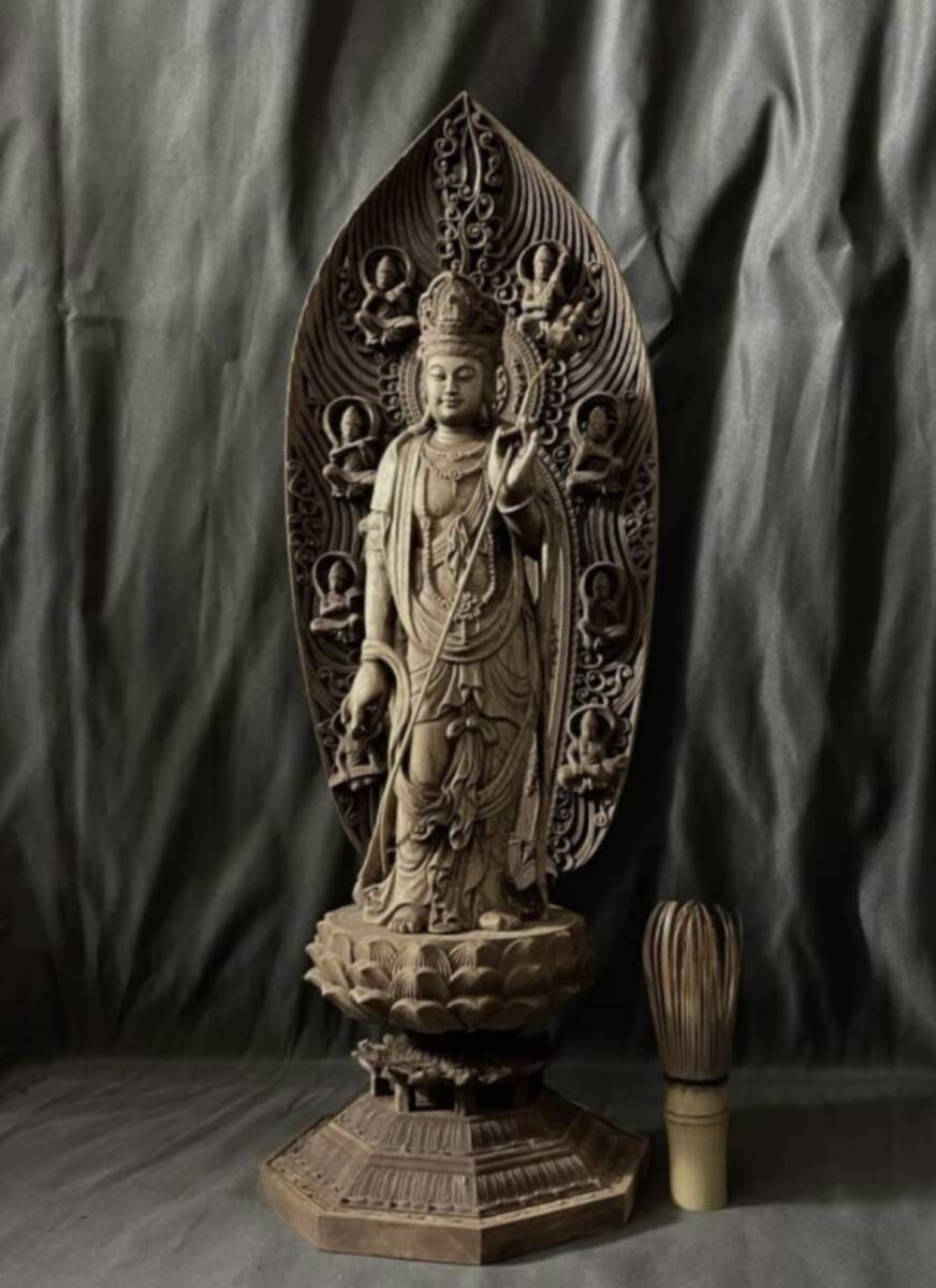 高45cm 仏教工芸品 総楠製 井波彫刻 極上彫 木彫仏像 日光菩薩立像の画像1