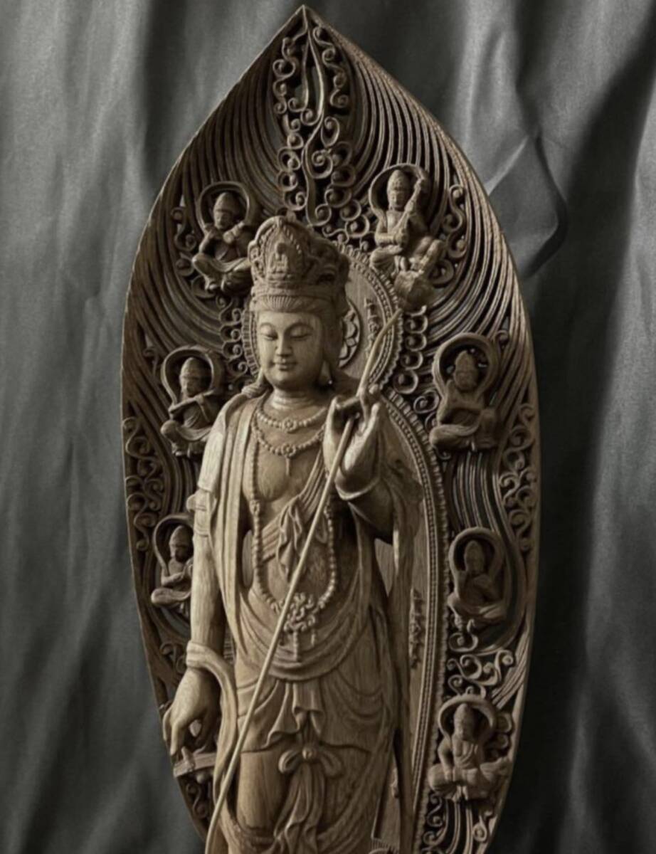 高45cm 仏教工芸品 総楠製 井波彫刻 極上彫 木彫仏像 日光菩薩立像の画像7