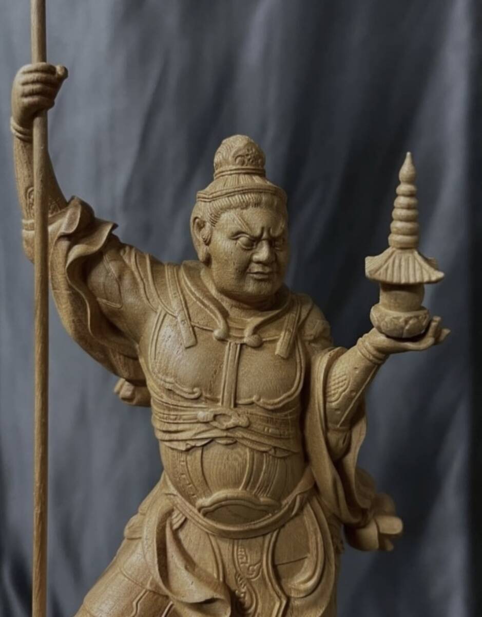 仏教工芸品　総ケヤキ製　井波彫刻　極上彫　木彫仏像　毘沙門天立像_画像6