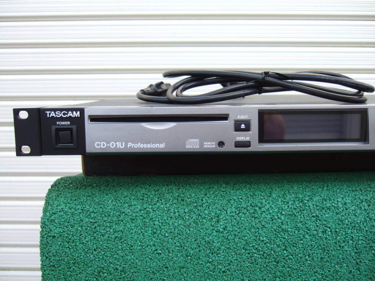 TASCAM CD панель CD-01U Professional