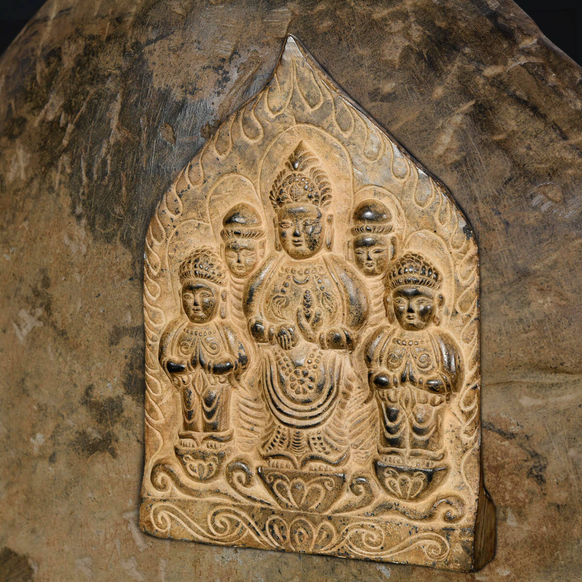 br0353 仏教美術 石彫 仏像 時代物 中国 朝鮮 ガンダーラ 32x23cm 厚4.8cmの画像1