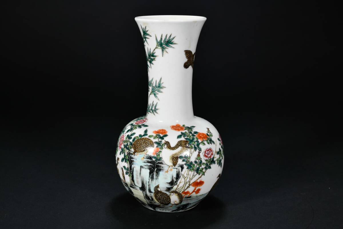 br10355 中国古玩 花瓶 大清乾隆年製 色絵 花鳥紋 五彩 陶器 陶磁器 在銘 置物 唐物 高22.3cmの画像3