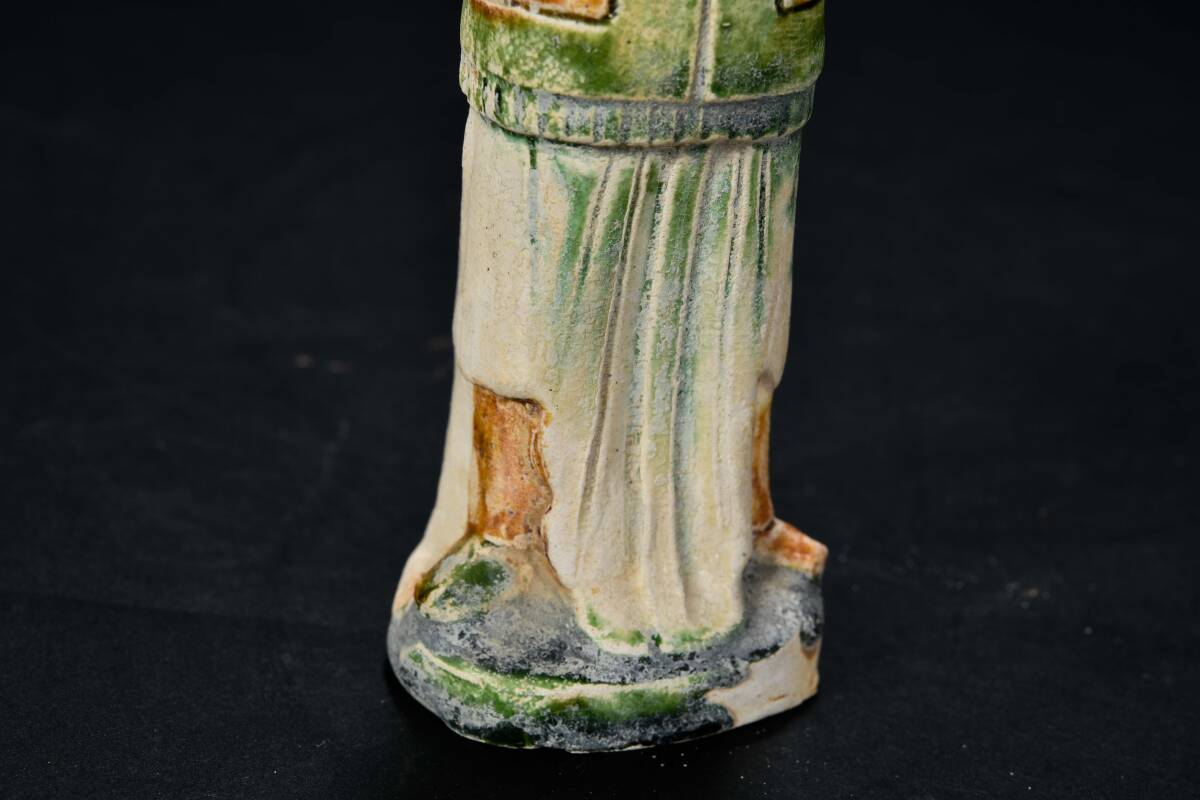 br10389 中国美術 唐三彩 力士立像 人物置物 陶器 中国古玩 高17.4cmの画像7
