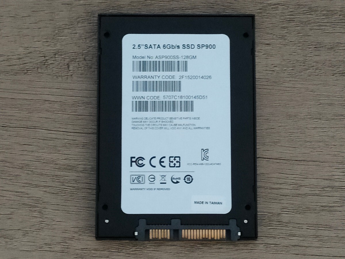 ADATA SP900 2.5inch SATA Solid State Drive 128GB 【内蔵型SSD】_画像2