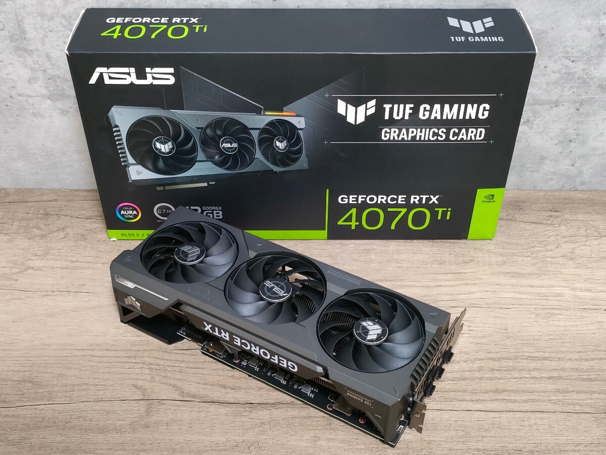 NVIDIA ASUS GeForce RTX4070Ti 12GB TUF GAMING 【グラフィックボード】の画像1